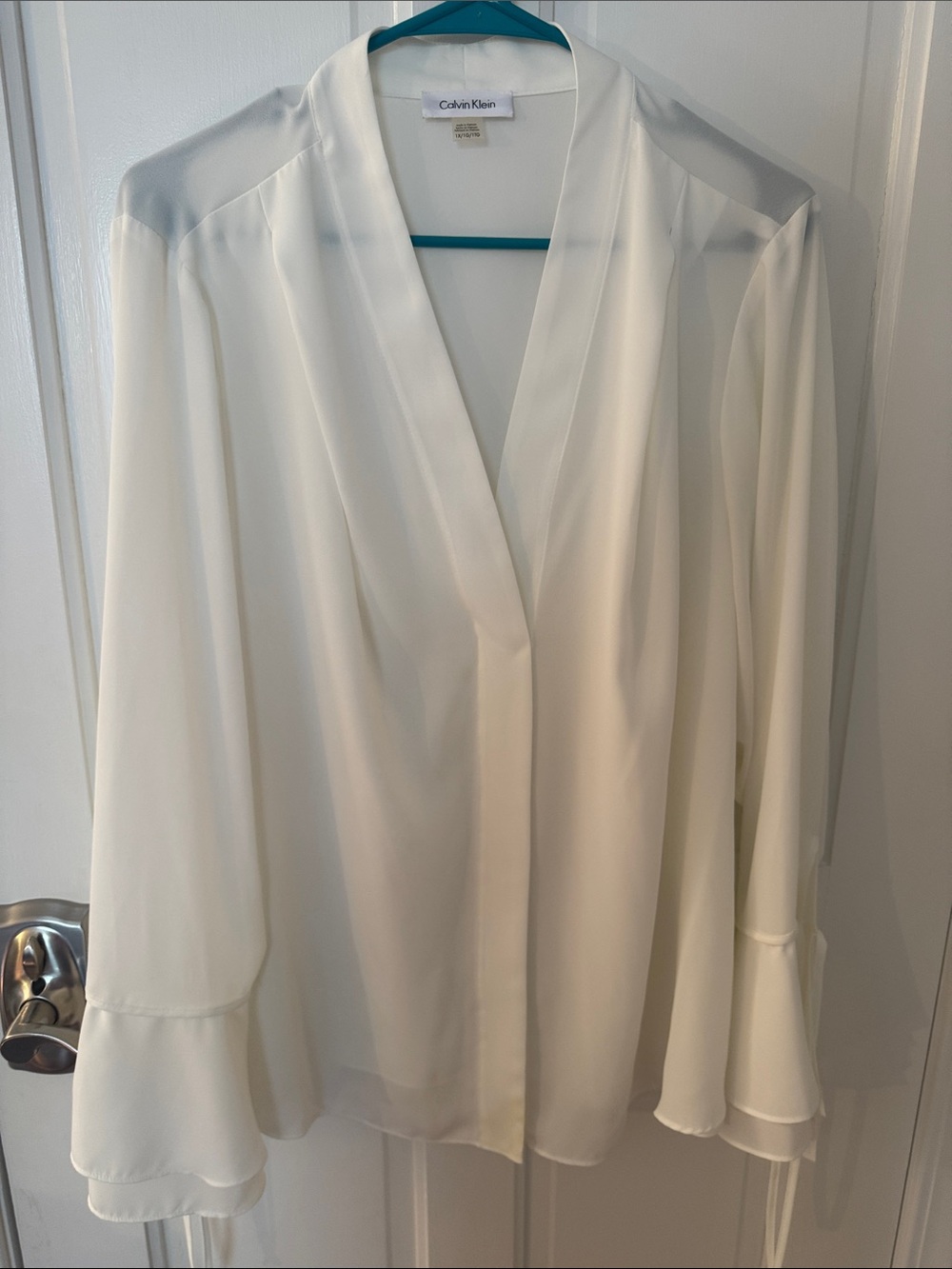 Calvin Klein Cream V-Neck Long Sleeve Blouse